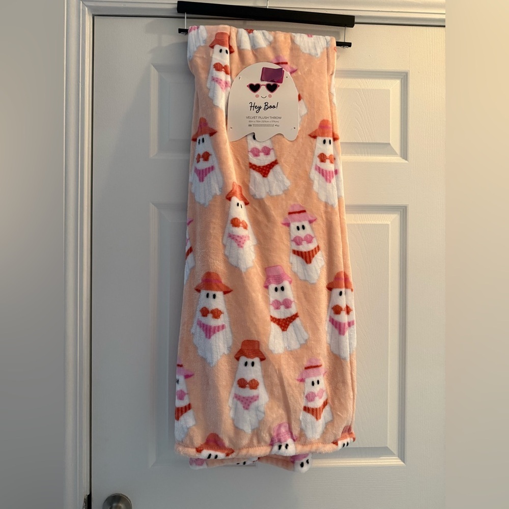 Hey Boo Velvet Plush Throw Blanket SUMMERWEEN Beach Bikini Ghosts 50x70